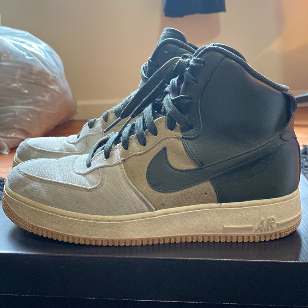 Nike Air Force 1 high top green and khaki